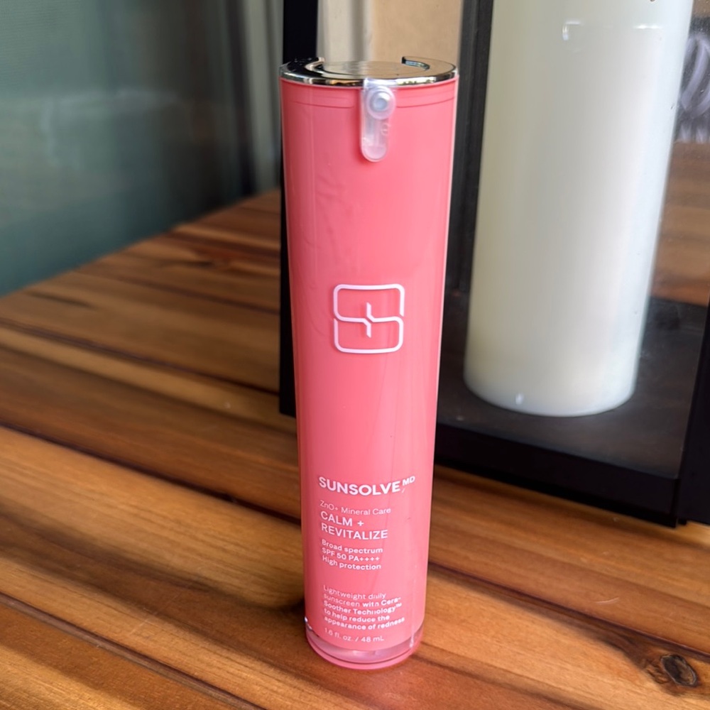 Sunsolve ZnO+ Mineral Care Calm + Revitalize SPF 50